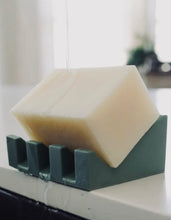 Load image into Gallery viewer, Silicone Draining Soap Dish
